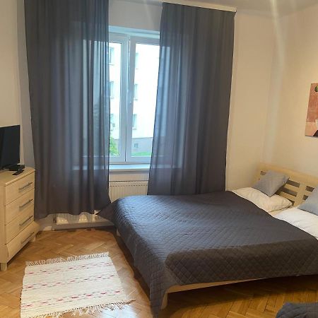 Apartamenty 650 Metrow Od Dworca Przemyśl 外观 照片